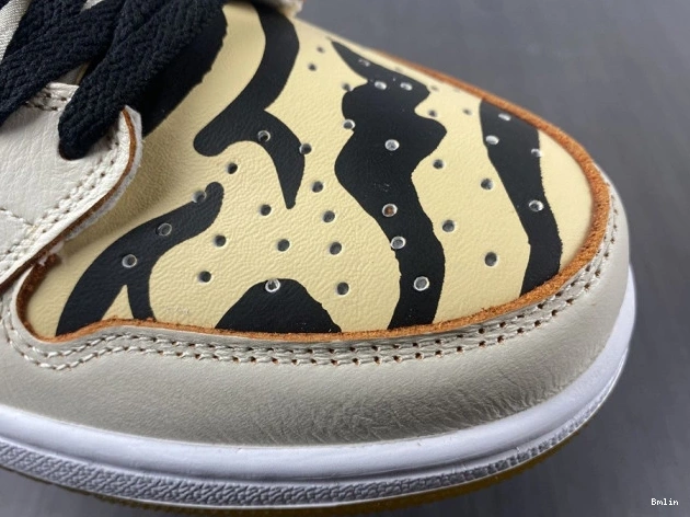 Bmlin Shoes OG Year the Tiger Jordan Low 1 of Air DH6932-100 0811